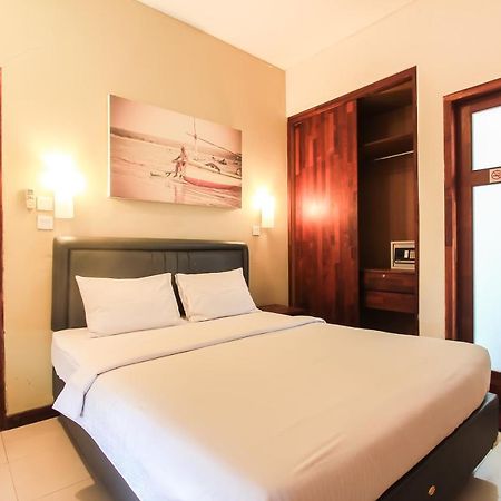 Kuta Legian Inn Eksteriør billede